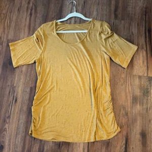 Maternity shirt size XL